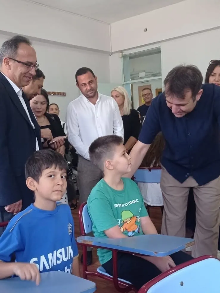 Efeler’de sanat rüzgarı: Genç yeteneklerin kayıt heyecanı sona erdi