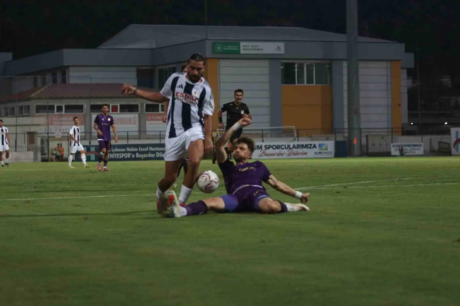 Fethiye'de 52 Orduspor fırtınası: Sezon açılışında ağır darbe