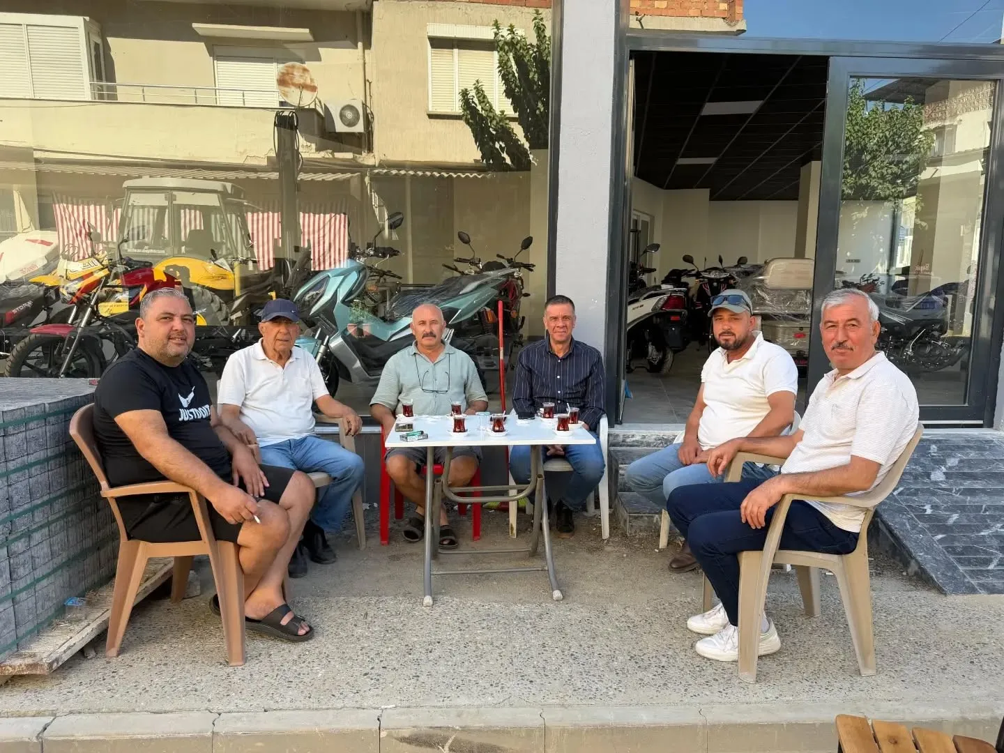 Yenipazar’da hizmet seferberliği: Başkan Ercan hem sahada hem vatandaşın yanında