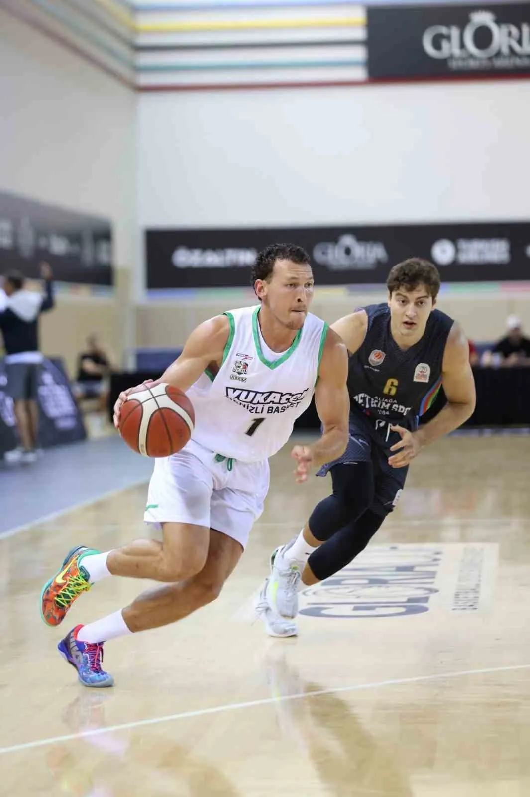 Gloria Cup’ta nefes kesen düello: Denizli Basket son düzlükte güldü