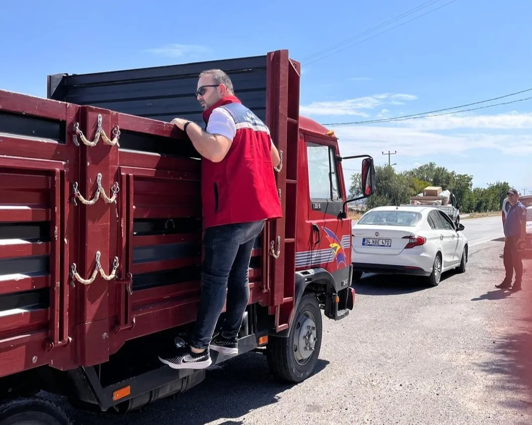 Uşak’ta hayvancılıkta alarm: Hastalıklara karşı yollarda sıkı denetim