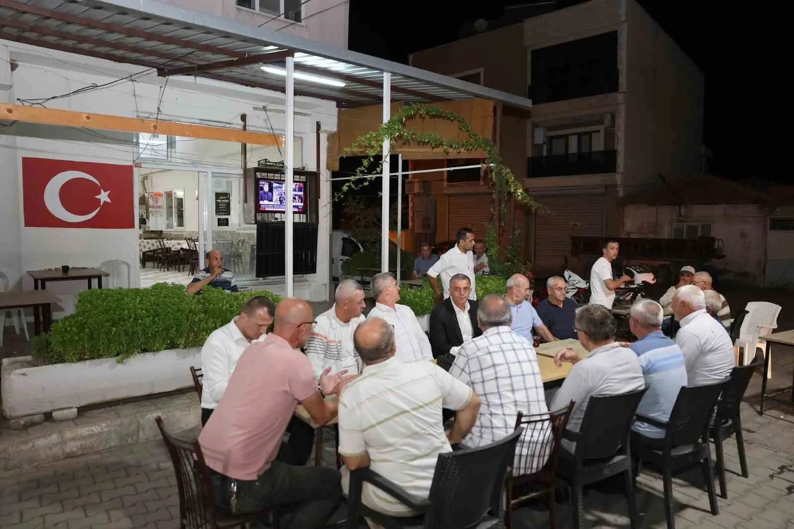 Şehzadeler’de saha mesaisi: Başkan Şimşek sorunları yerinde inceledi
