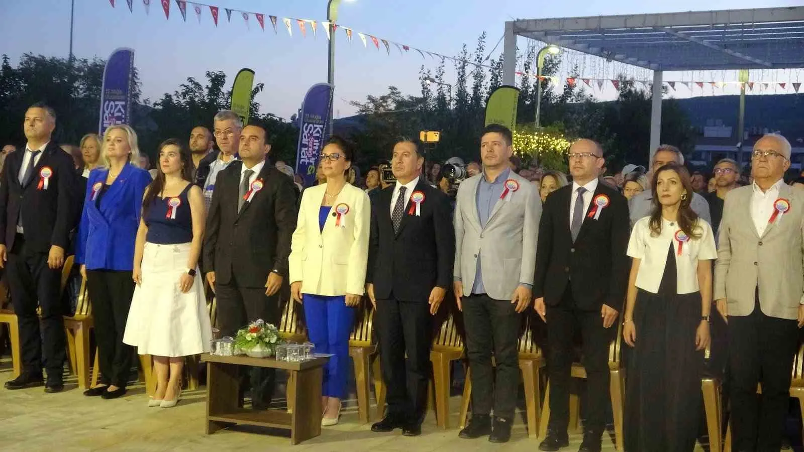 Menteşe’de geleneksel coşku: 33. Kültür Şenliği ateşle başladı