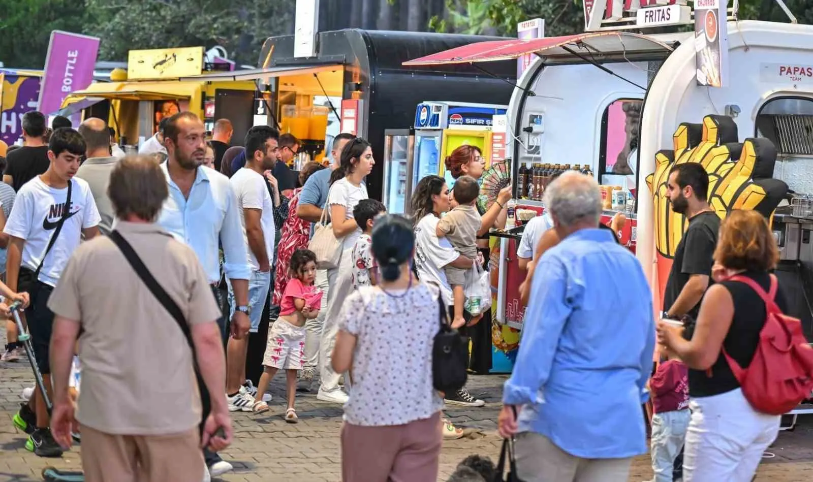 İzmir Fuarı’nda gastronomi devrimi: Dumansız hava sahası ziyaretçilerden tam not aldı