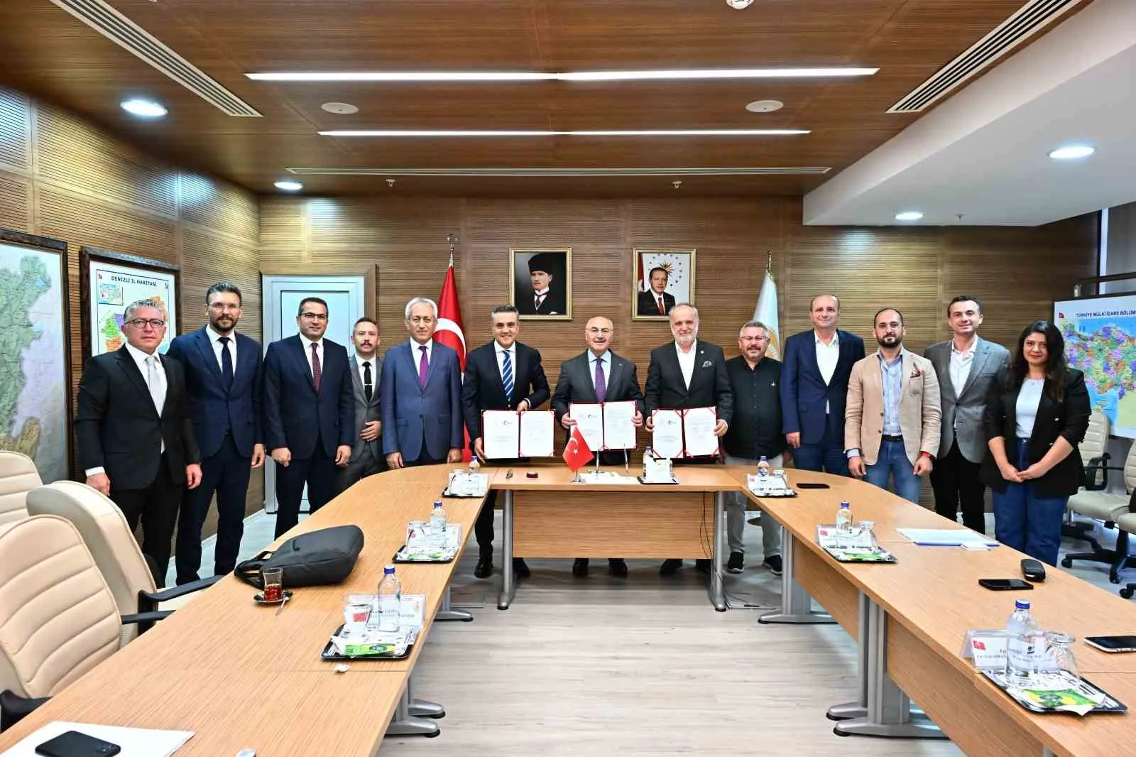 Denizli'de sanayi ve eğitim el ele: Gençlerin meslek yolculuğu için kritik imza