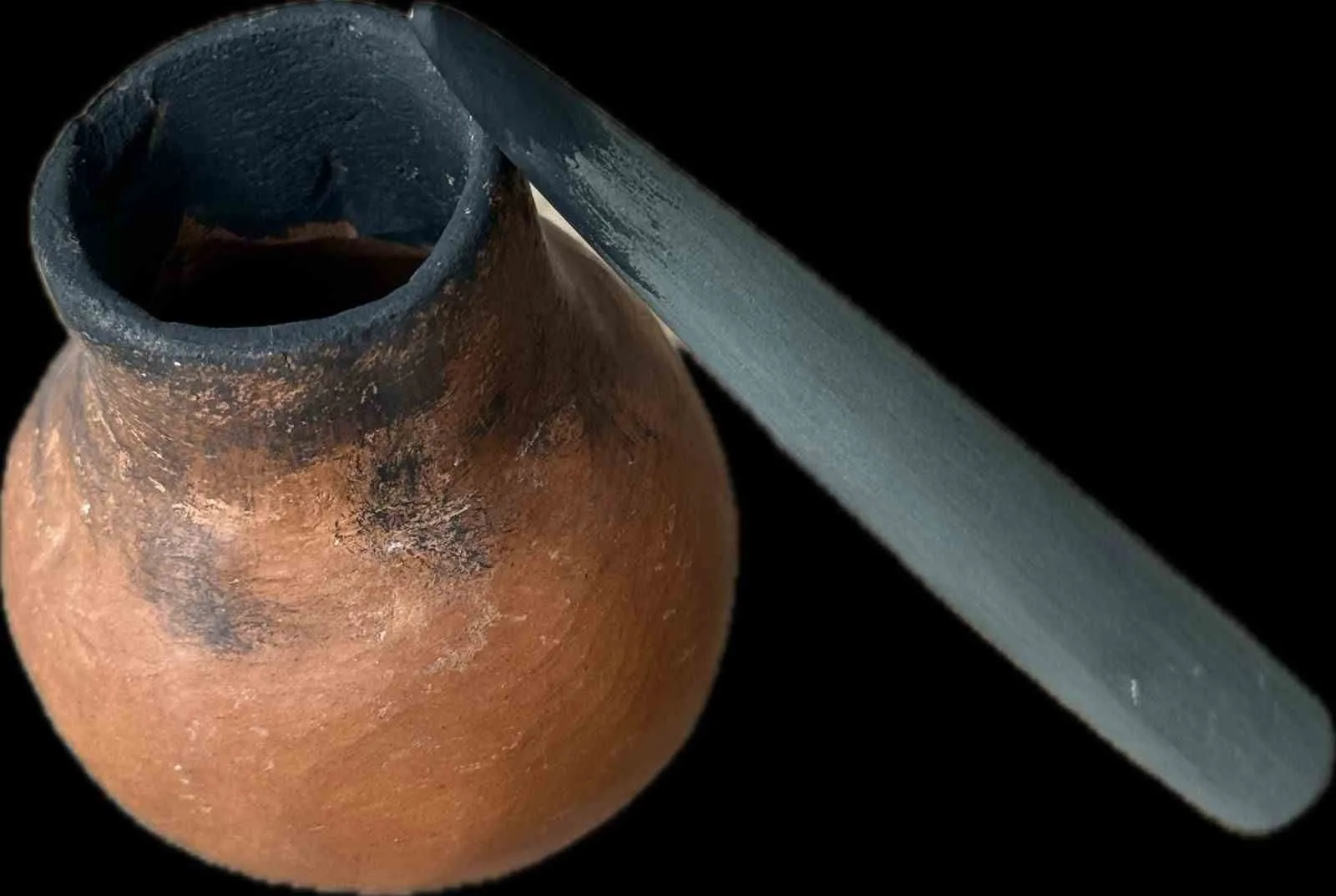 8 bin 500 yıllık Ege sofrası: İlk İzmirlilerin izini süren kazıda şaşırtan bulgular