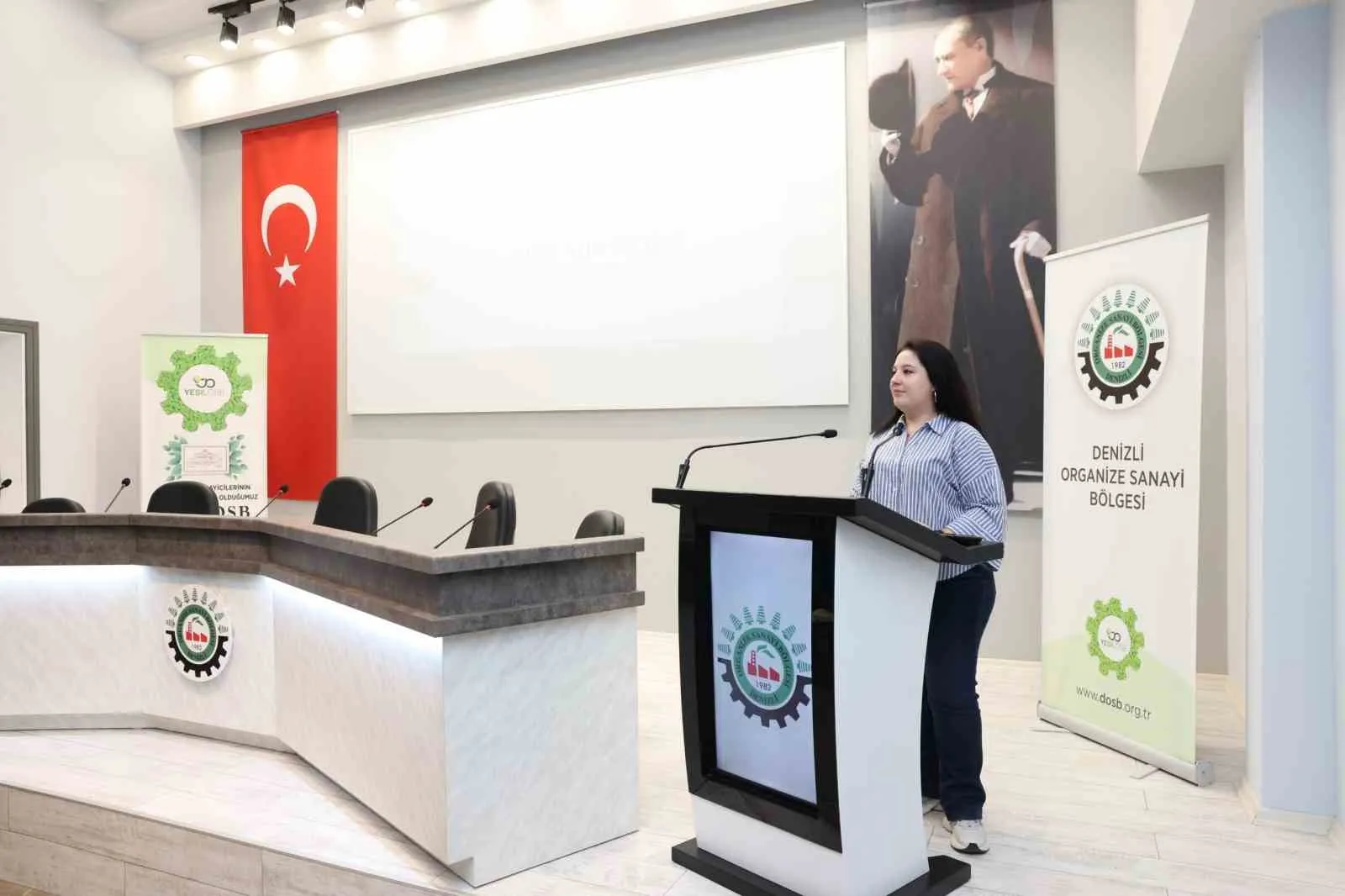 Denizli OSB'de yeşil dönüşüm seferberliği: Çalışanlara sıfır atık eğitimi verildi