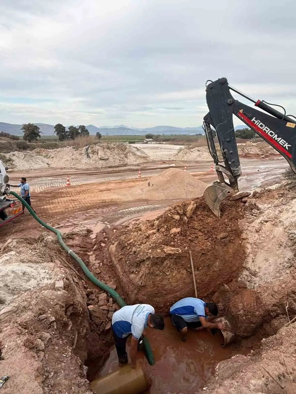 Milas’ta su krizi büyümeden çözüldü: Genel Müdür sahada denetledi