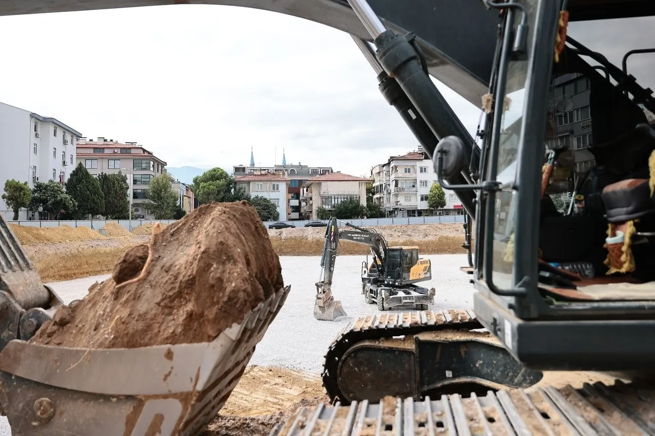 Denizli'de dev otopark hamlesi: Hem araçlara hem vatandaşa nefes aldıracak