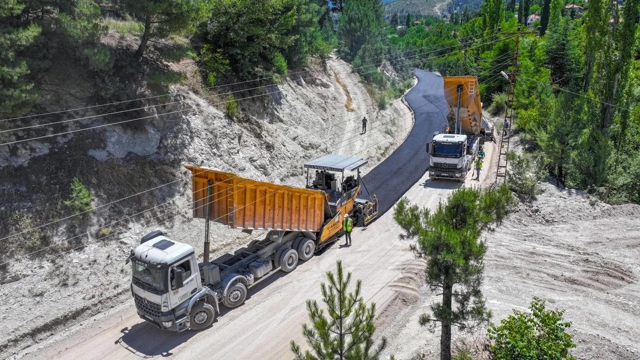 Çameli’nin ulaşım çilesi bitti: Elmalı yolu modern standartlara kavuştu