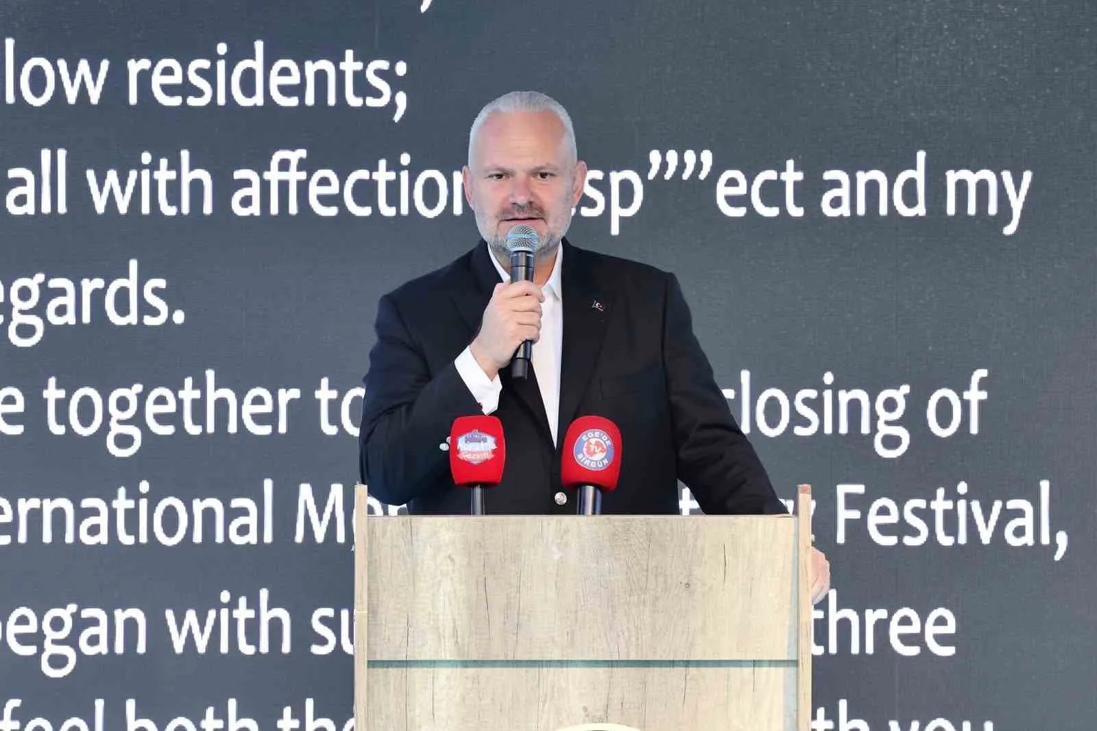 Menemen’de çömleğin dünya şampiyonları belli oldu: Toprak sanatla hayat buldu