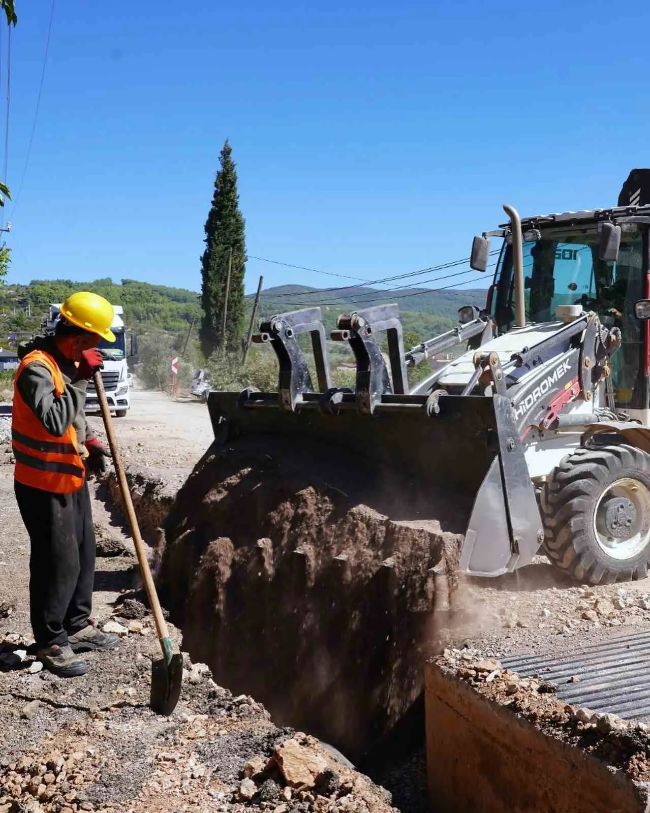 Menteşe’de su hattı seferberliği: Yerkesik’te kronik arızalar tarih oluyor