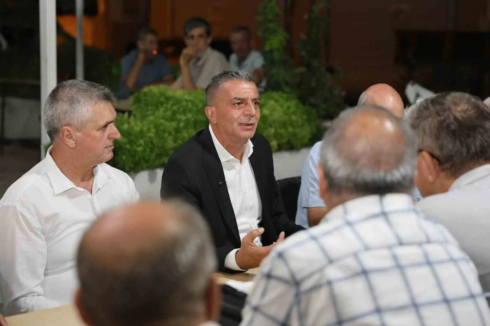 Şehzadeler’de saha mesaisi: Başkan Şimşek sorunları yerinde inceledi