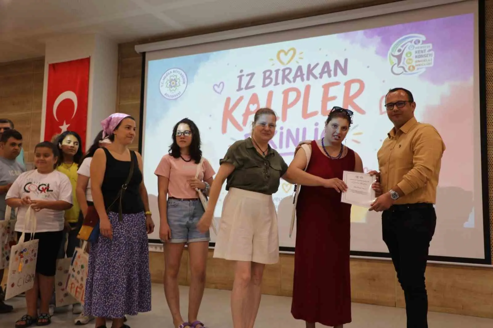 Hayaller Bez Çantalara Dokundu: Muğla’da 120 Kişilik Kapsayıcı Buluşma