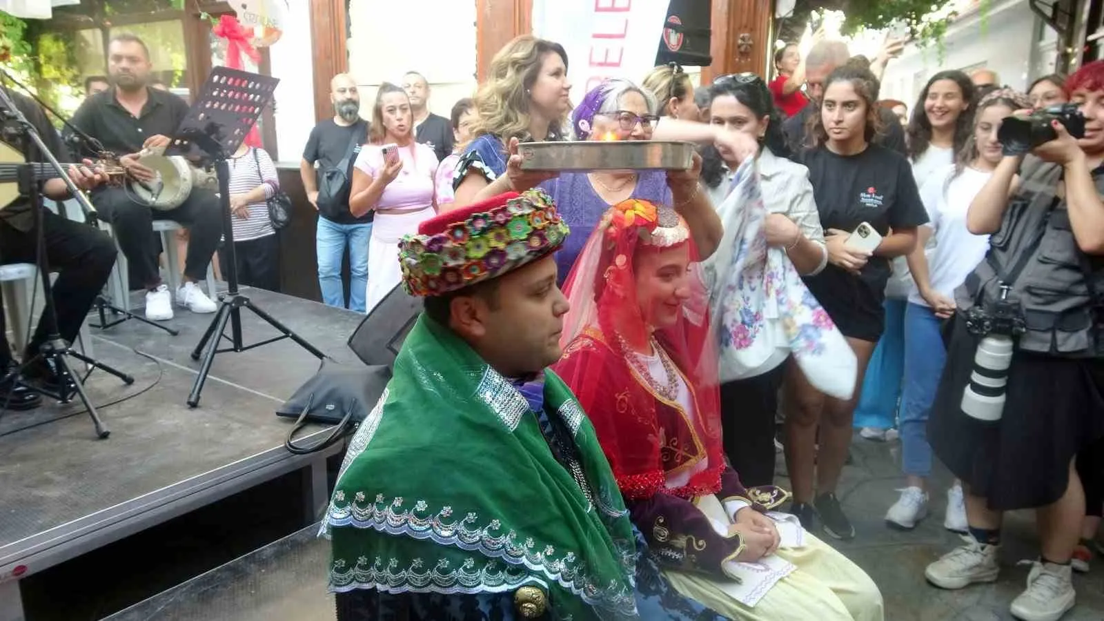 Menteşe’nin kalbinde lezzet ve gelenek buluşması: 5. Düğün Yemekleri Festivali başladı