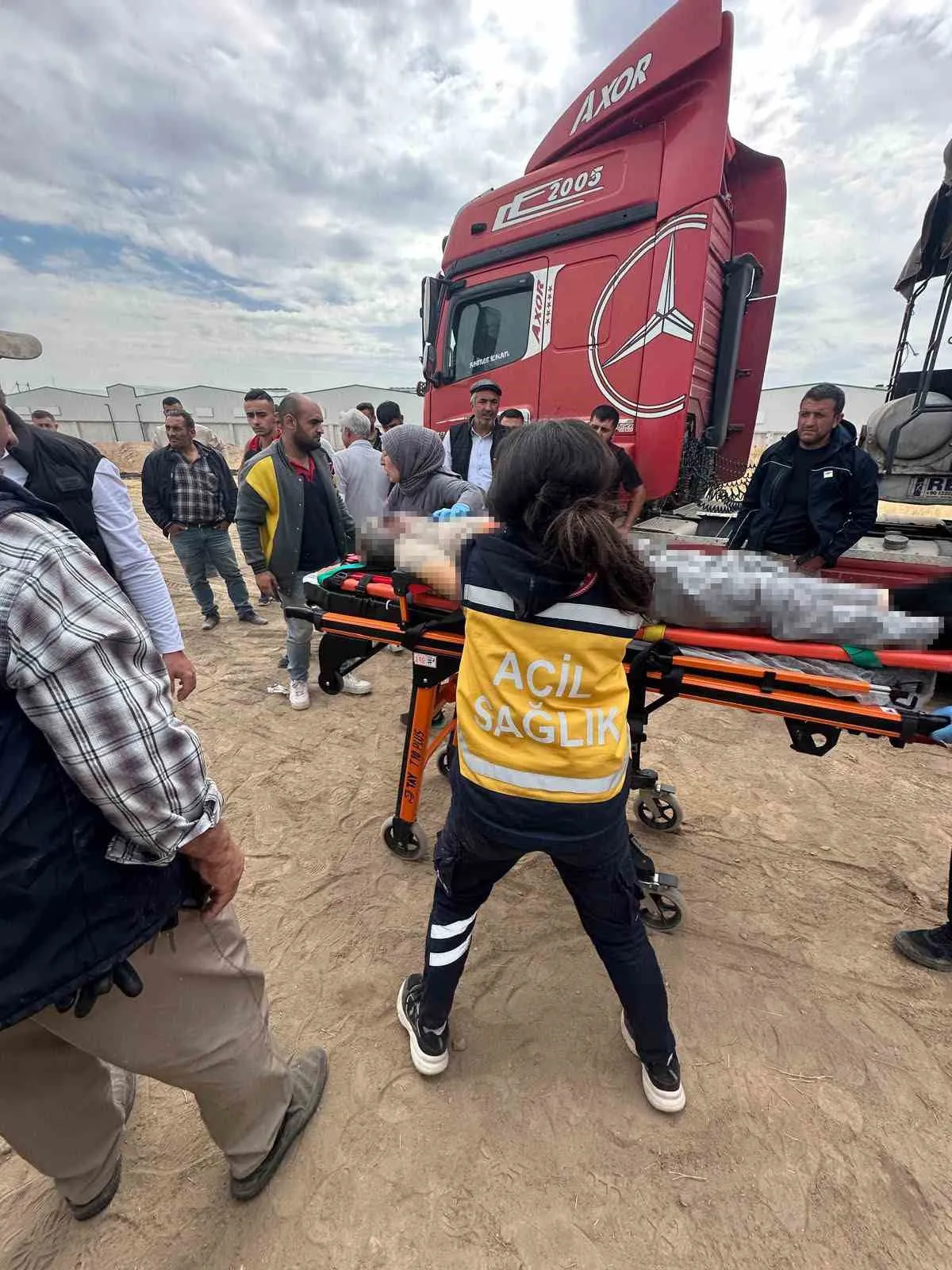 Emirdağ'da tır kabininden acı haber: Şoför koltuğunun arkasında cansız bulundu