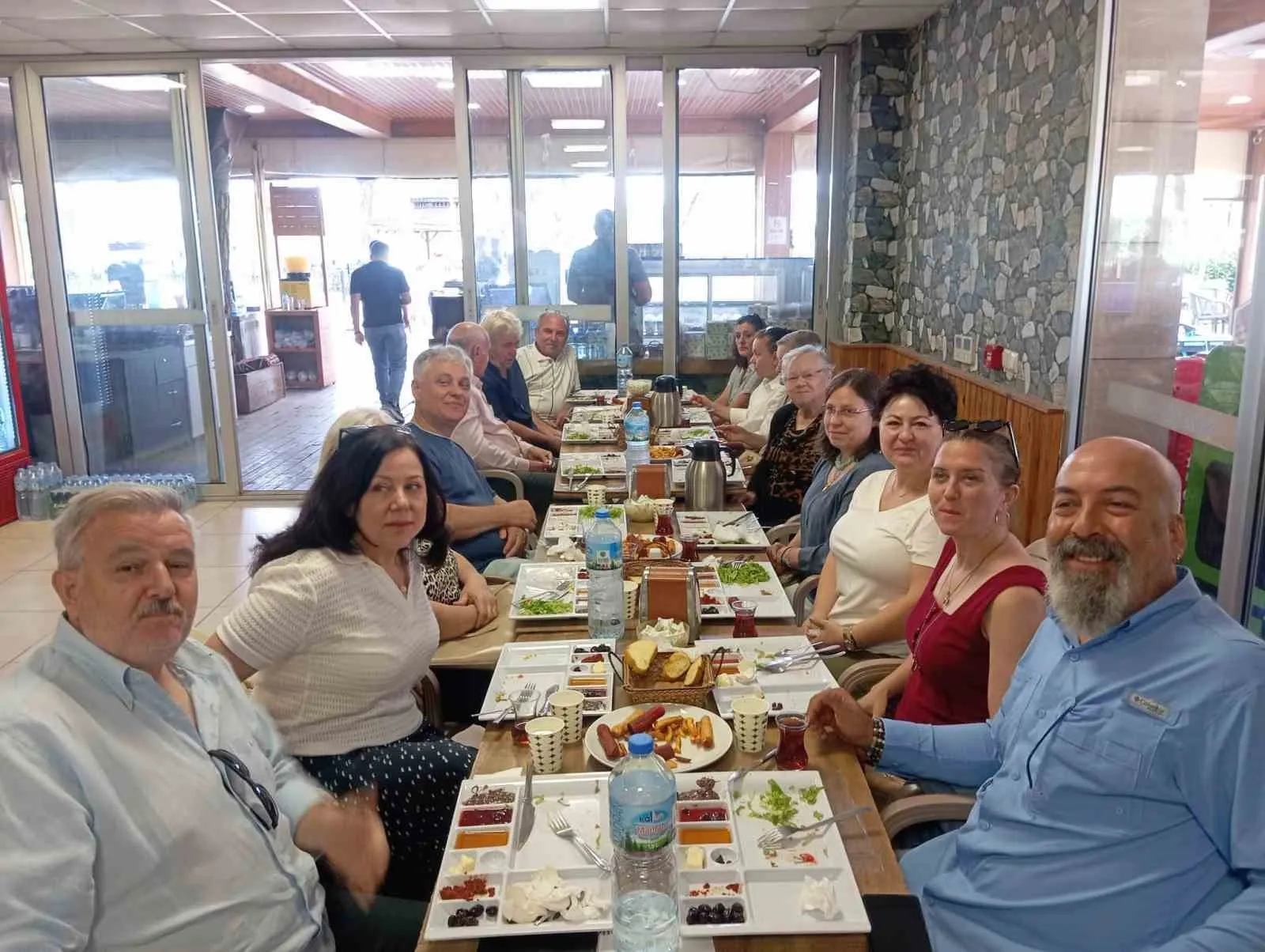 Balkan rüzgarı Şehzadelerpark’ta esti: Göçmen dernekleri dayanışma sofrasında buluştu
