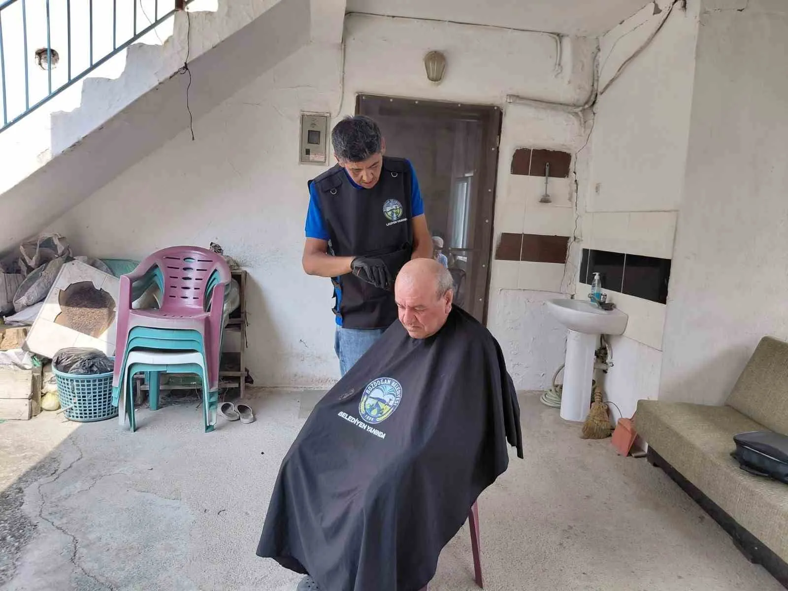 Bozdoğan’da kimse sahipsiz değil: Sosyal belediyecilik kapı kapı dolaşıyor