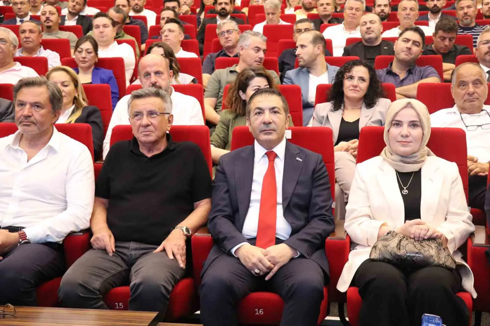 Denizli iş dünyasında yeni dönem: Uğur Erdoğan’dan dev yatırım ve büyüme mesajı