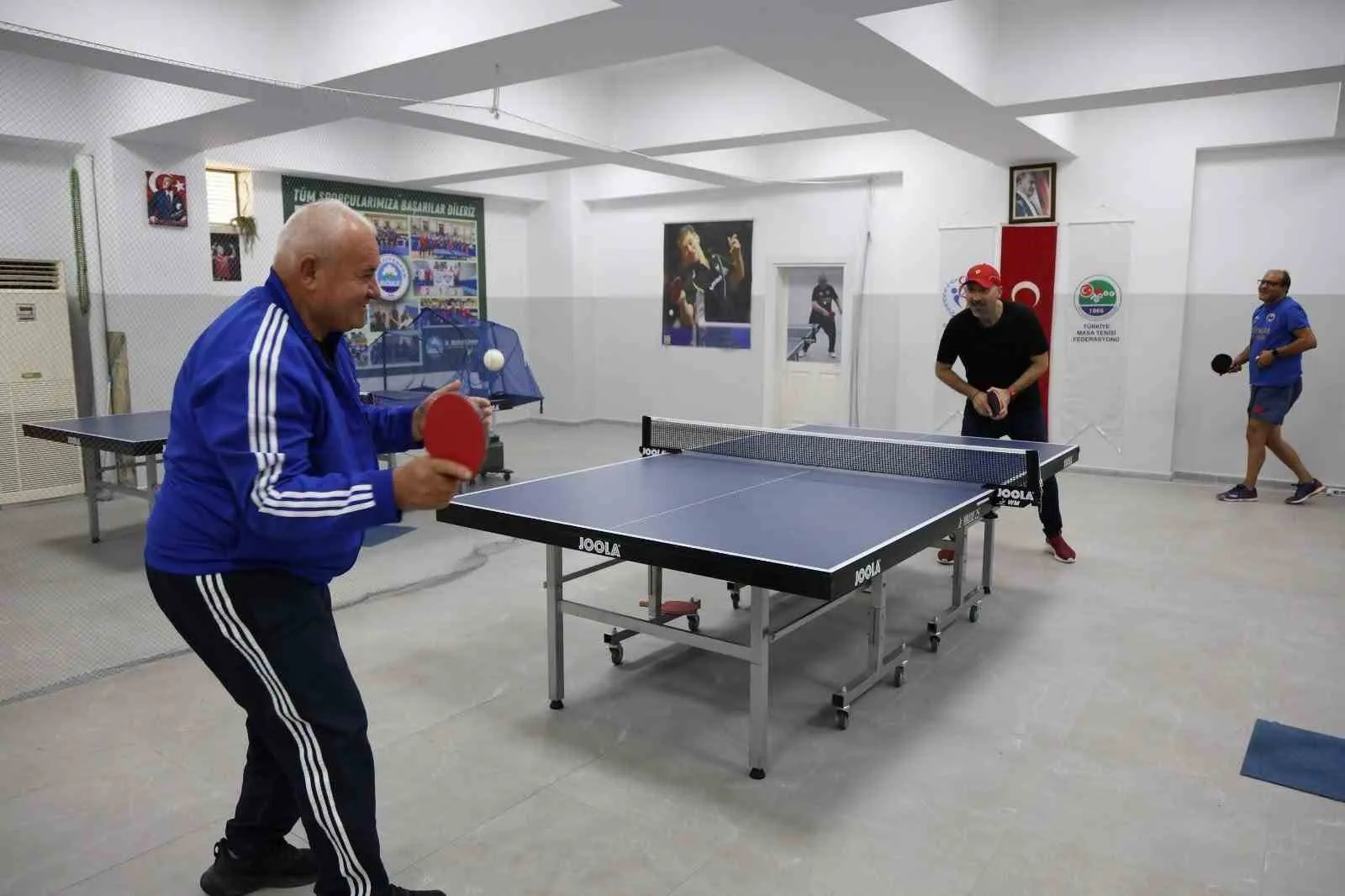 Söke'de raket sesleri yükseldi: Başkan Arıkan sporcularla ter döktü