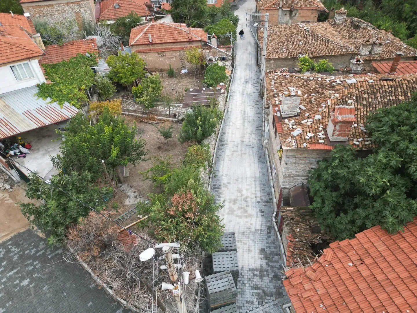 Tavas’ta sokaklar baştan aşağı yenilendi: Ulaşımda konfor dönemi