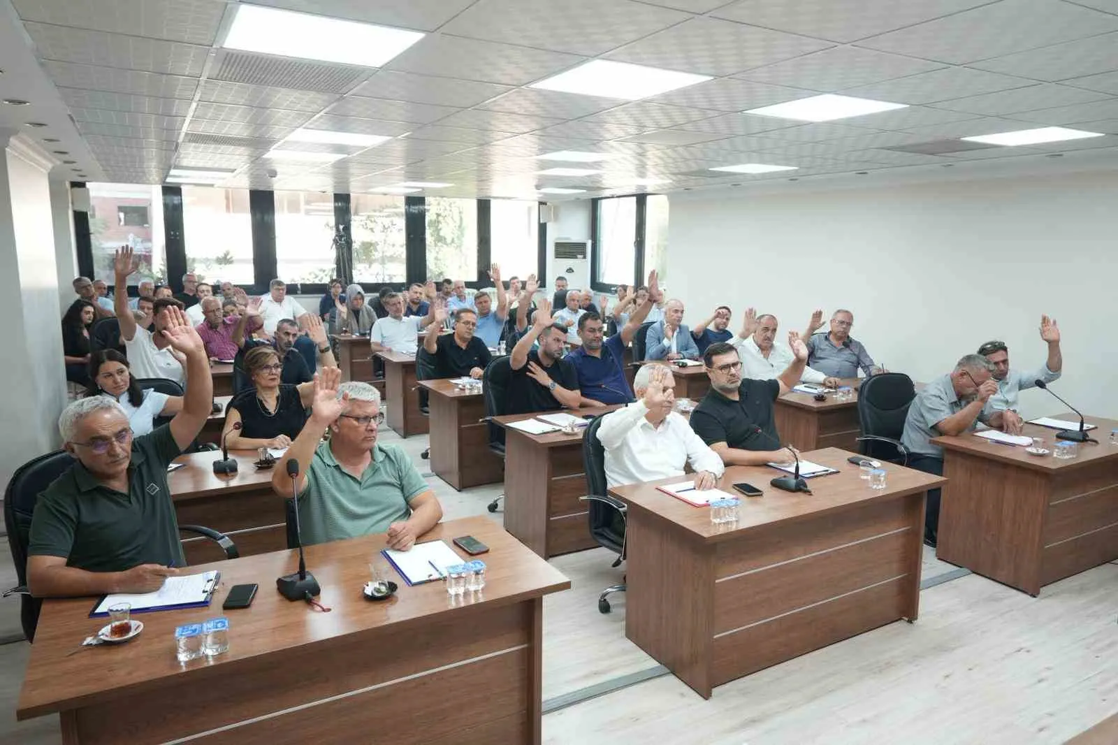Turgutlu’da 2027 bütçe maratonu başladı: Meclis komisyonlara yeşil ışık yaktı
