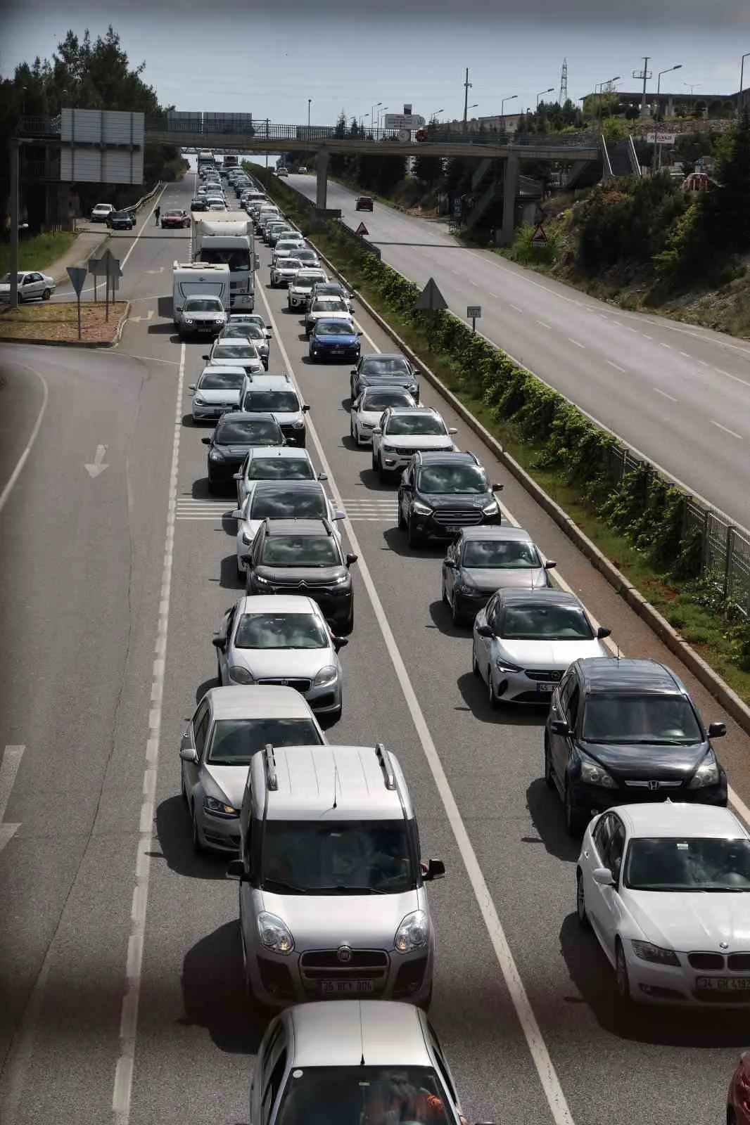 Muğla yollarında iki teker hakimiyeti: Otomobilleri geride bıraktılar