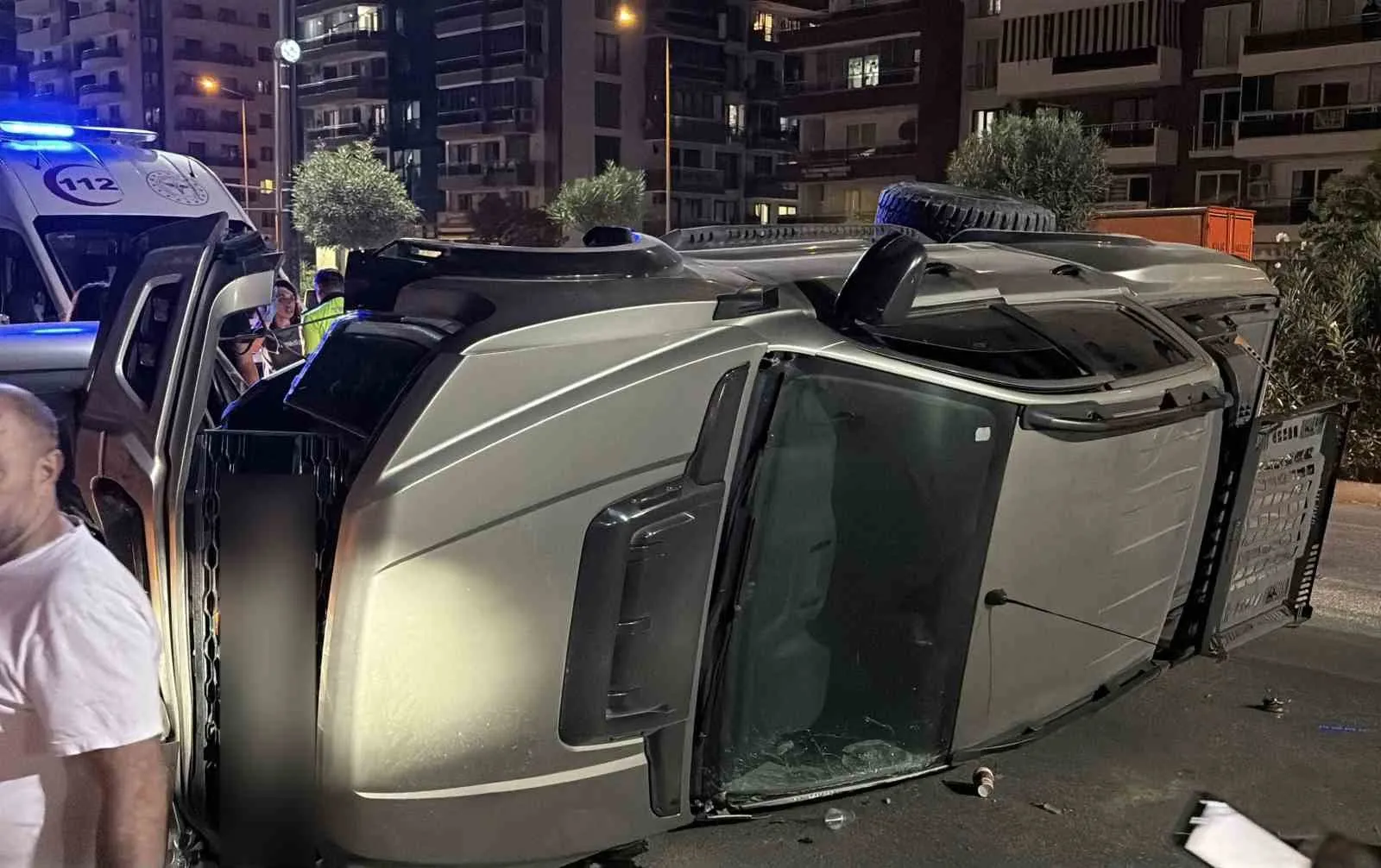 Manisa'da ortalığı birbirine kattı: 5 aracı hurdaya çevirip sırra kadem bastı