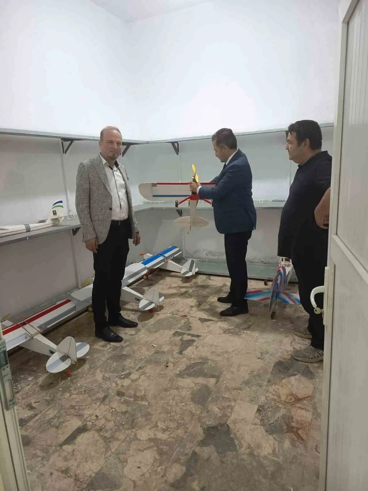 Geleceğin mühendisleri Bolvadin'de yetişiyor: Yerli İHA ve SİHA'lar görücüye çıktı