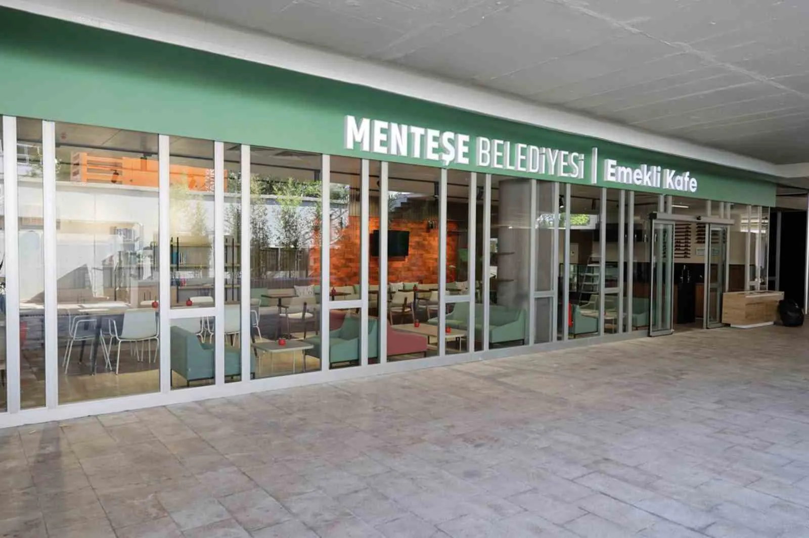 Menteşe'de emekliler için yeni dönem: Çay 5 liradan servis edilecek