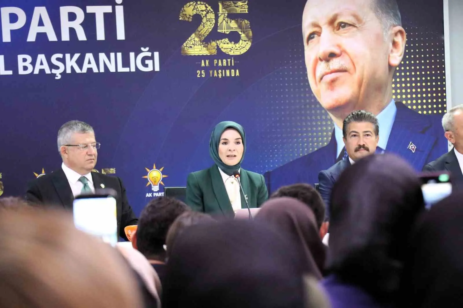 Bakan Göktaş’tan Denizli’ye sosyal hizmet atağı: Gündüzlü bakım modeli geliyor
