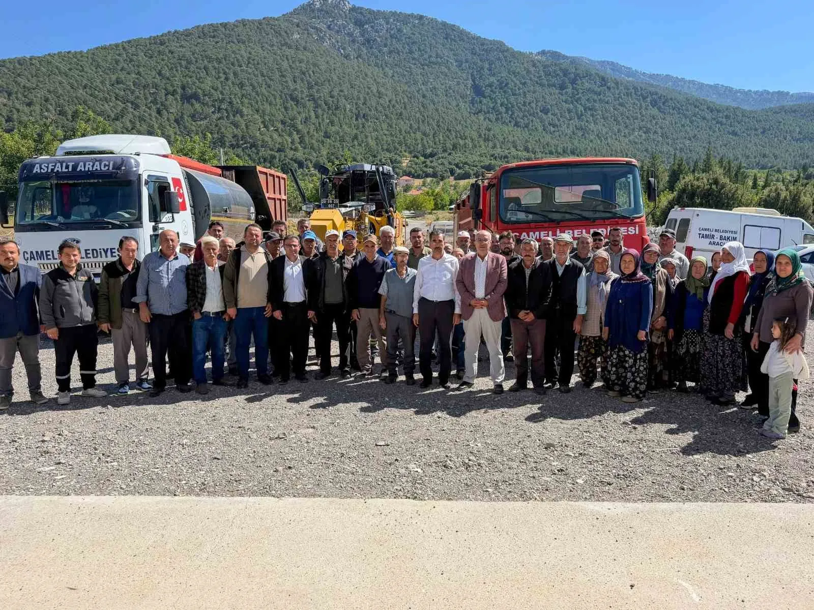 Çameli’de ulaşım seferberliği: Cevizli’de yollar yenilendi