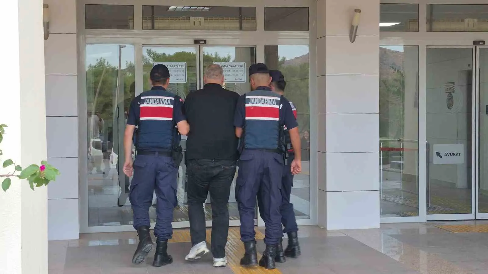 Bodrum merkezli dev bahis operasyonu: 13 milyara yakın vurgun adliyede bitti