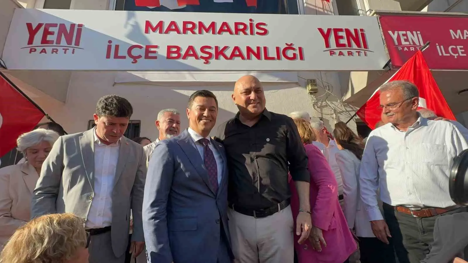 Marmaris siyasetinde sürpriz transfer: Acar Ünlü tercihini Yeni Parti'den yana kullandı
