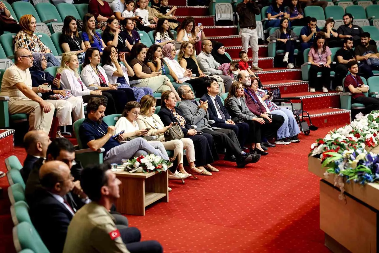 ADÜ’de minik yürekler için umut dolu kutlama