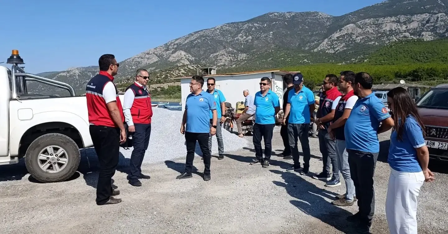 Söke'nin bereketli sularında mesai: Balıkçıların sorunları masaya yatırıldı
