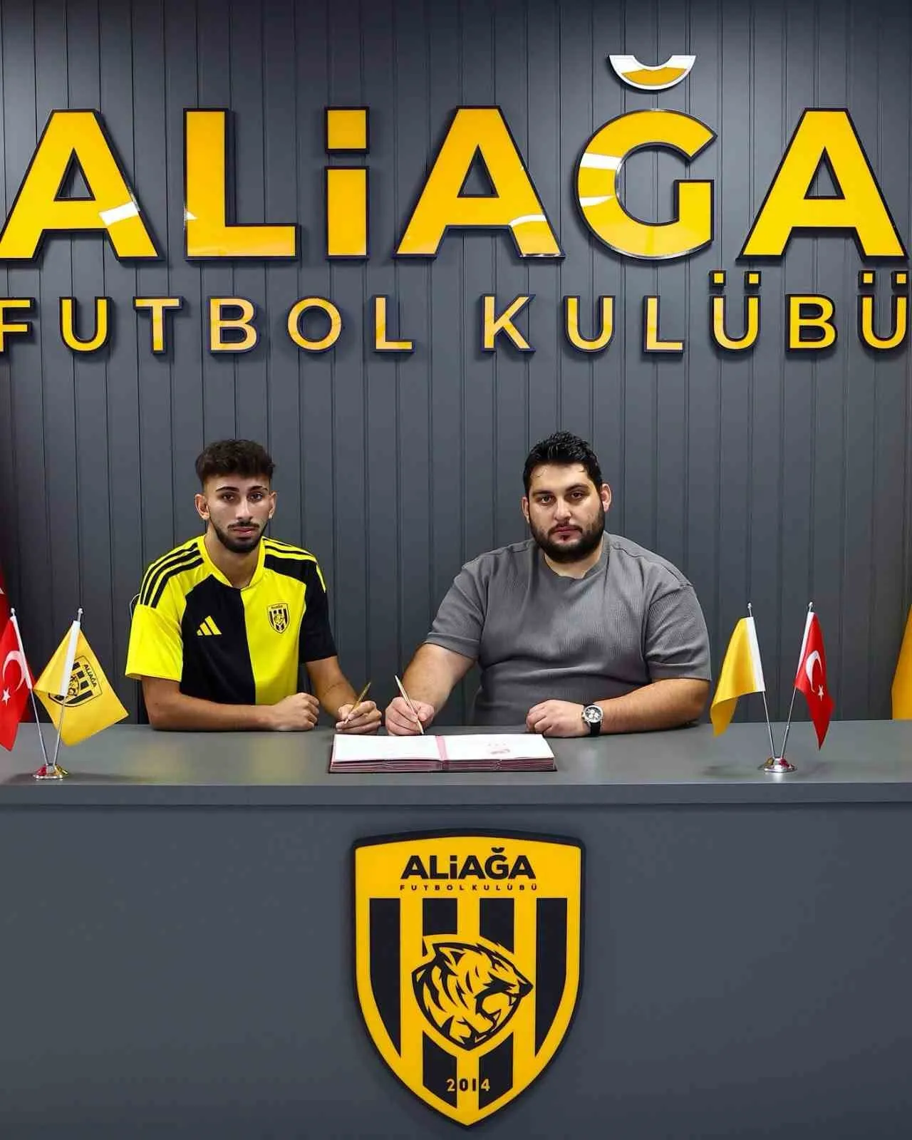 Aliağa FK'da çifte imza şov: Hücum hattına iki genç takviye