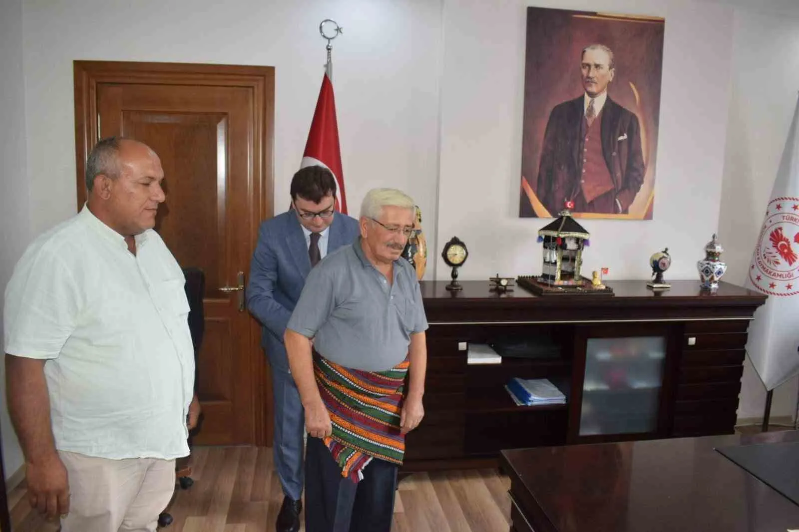 Bozdoğan'da Ahilik geleneği yaşatılıyor: Yılın esnafları Kaymakam Sözen ile bir araya geldi