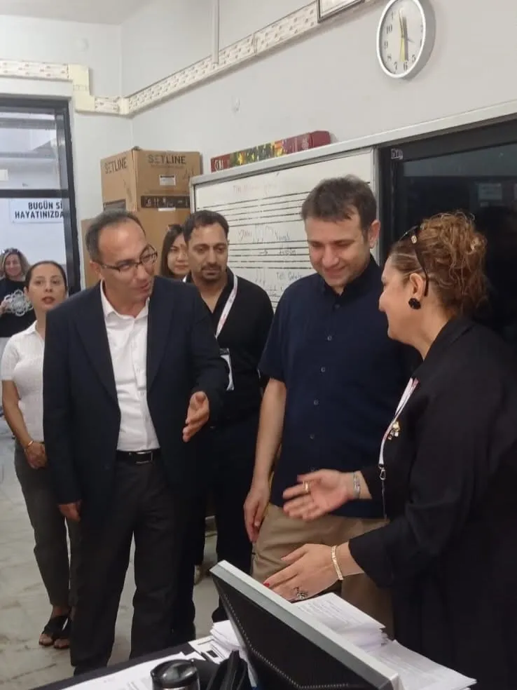 Efeler’de sanat rüzgarı: Genç yeteneklerin kayıt heyecanı sona erdi