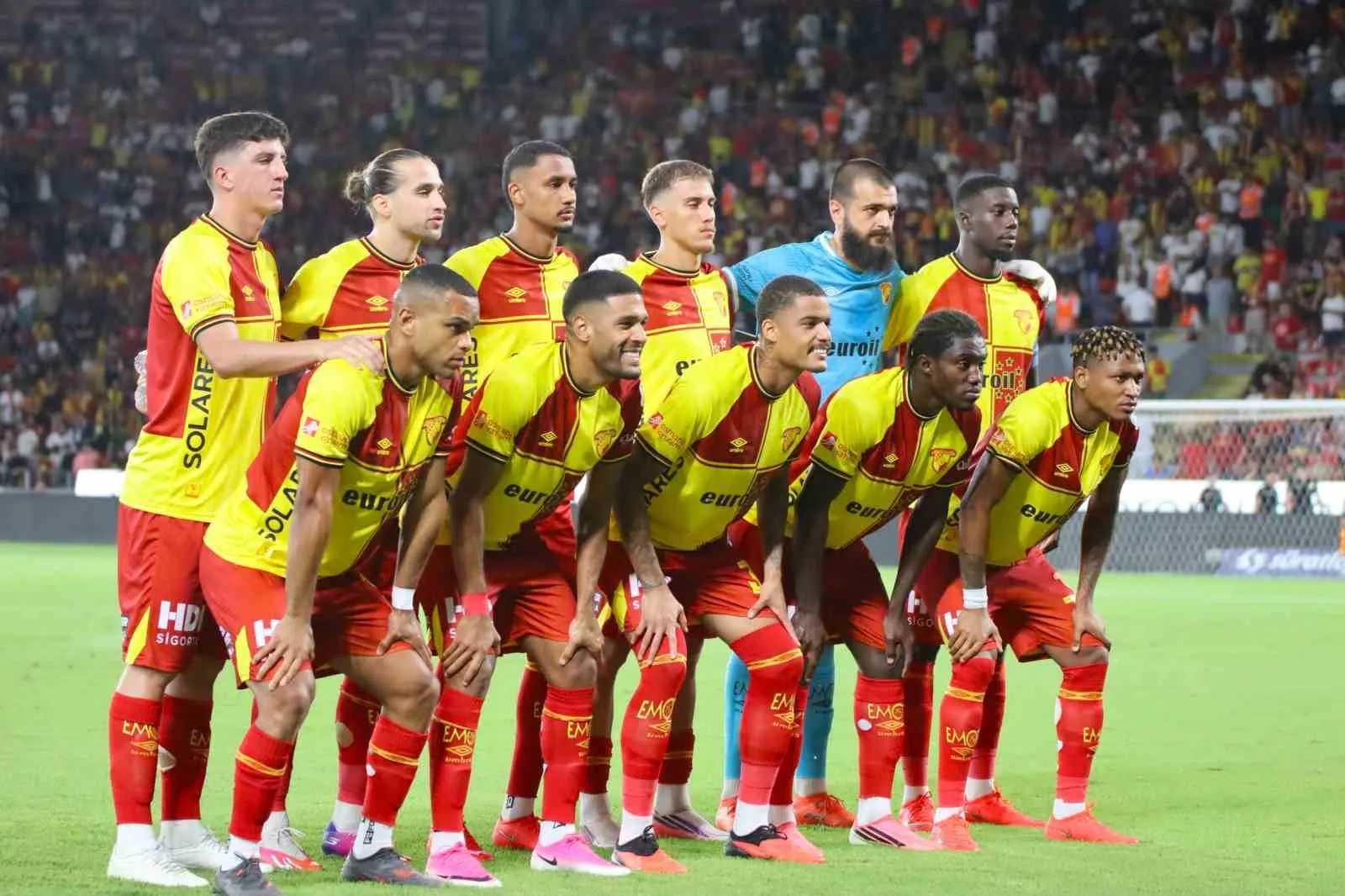 Göztepe'de savunma alarm veriyor: 4 haftada kalesinde 11 gol gördü