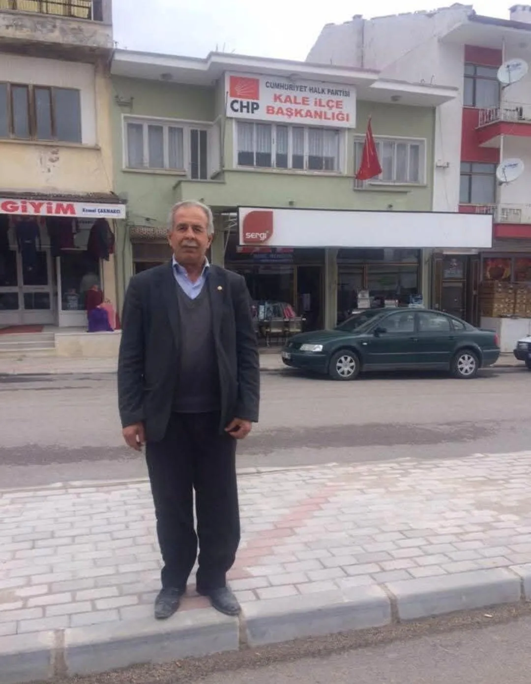 Denizli'de siyasetin gündemine uyuşturucu şoku: İlçe başkanı tutuklandı