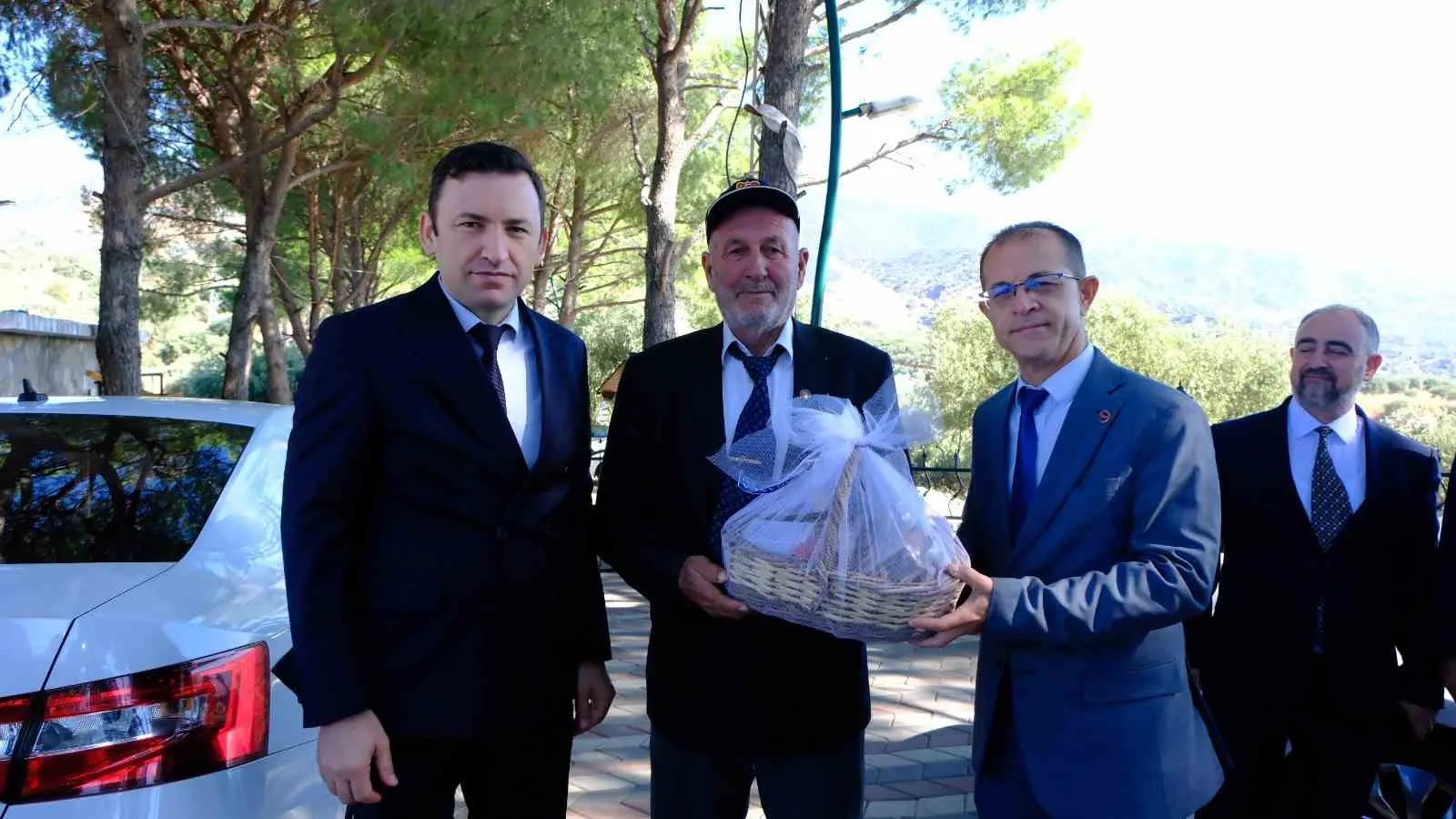 Kuyucak'ta vefa buluşması: Başkan Doğanca kahramanları ağırladı
