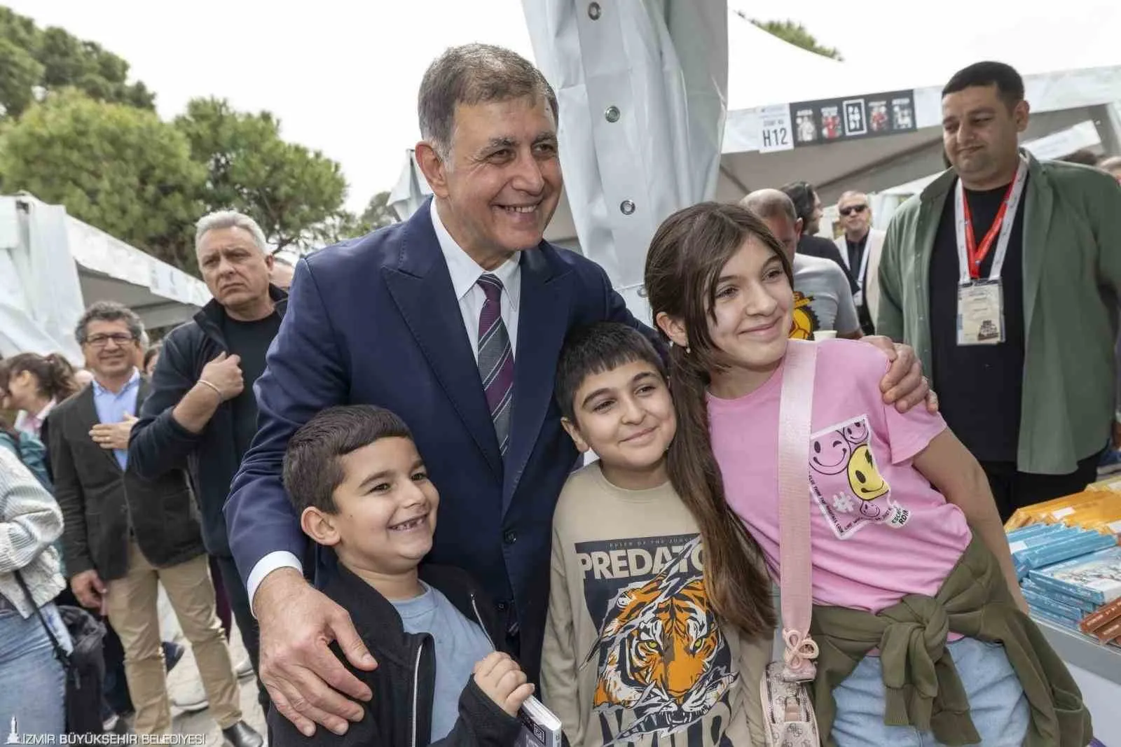 Sonbaharın Kalbi Kültürpark’ta Atacak: İZKİTAP’ın Sekizinci Buluşması İçin Geri Sayım Başladı