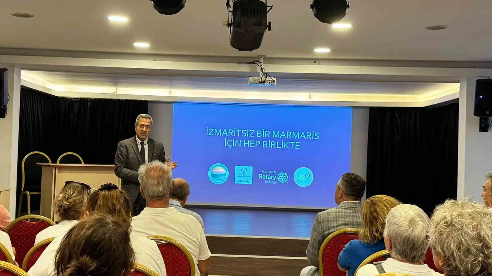 Marmaris’te temiz çevre için gönüllü ordu kuruldu: İzmarit Savaşçıları sahaya iniyor