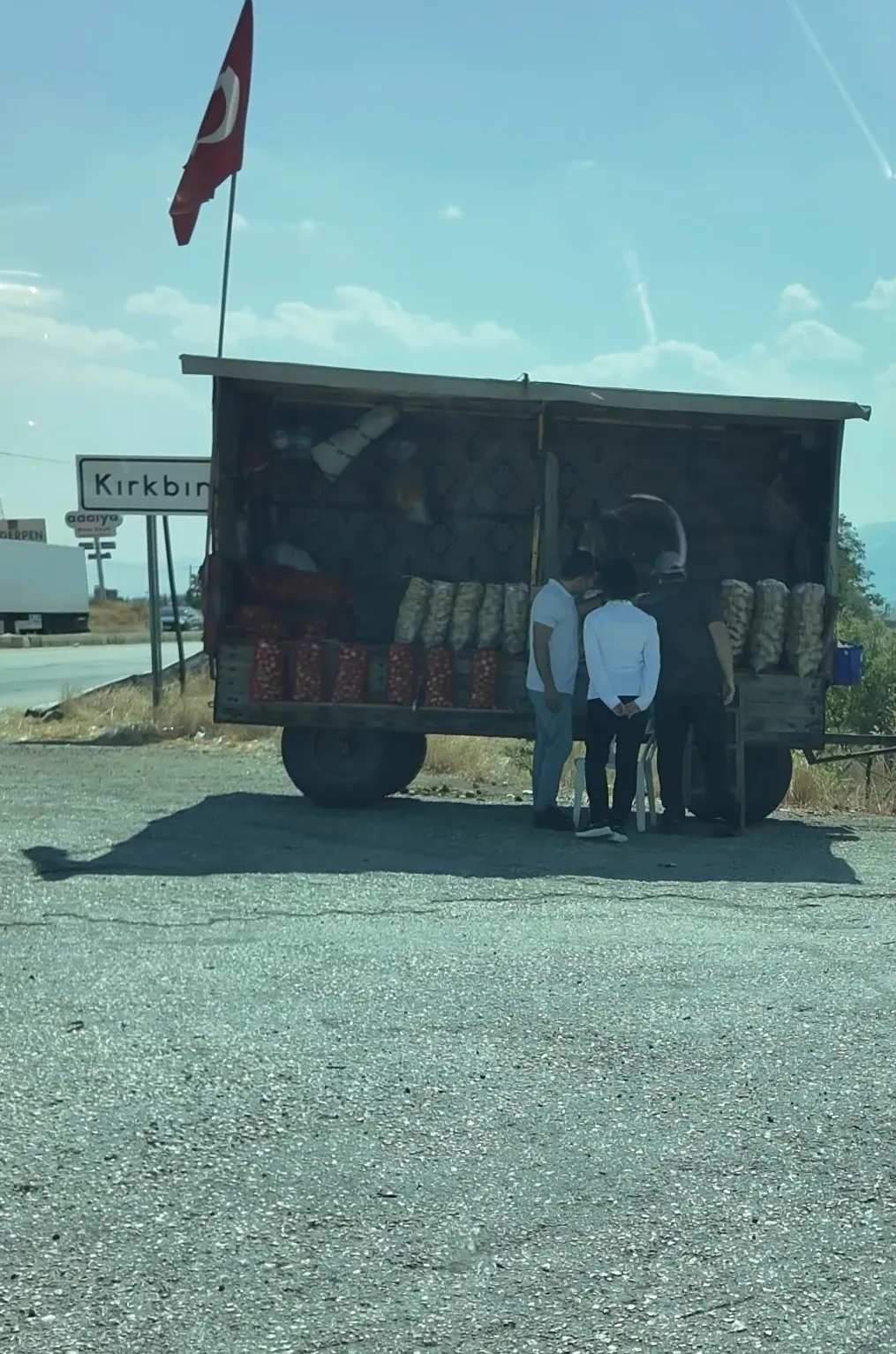 Sandıklı’da patates oyununa zabıta engeli: Hem bozuk çıktı hem eksik tartıldı