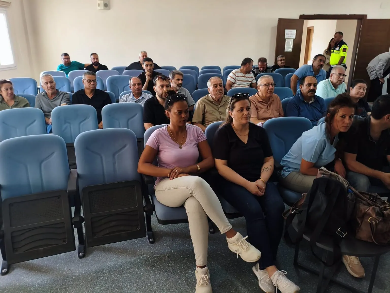 Söke’de servis şoförlerine güvenli ulaşım eğitimi verildi