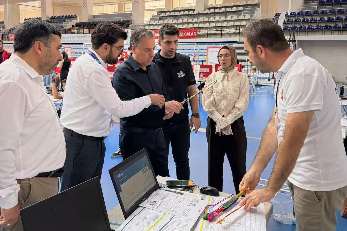 Geleceğin teknoloji yıldızları Turgutlu'da ter döktü