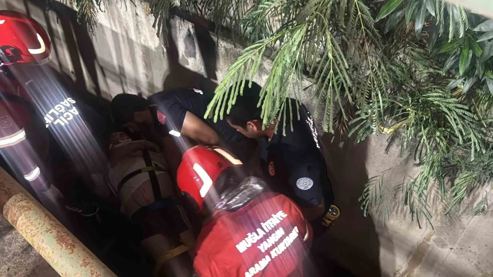Marmaris'te korkutan manzara: Dere yatağında bulunan şahıs için seferberlik