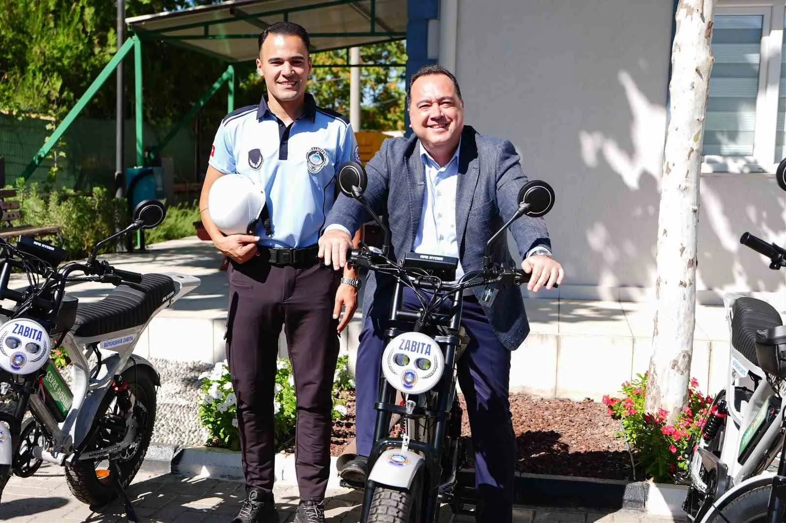 Manisa zabıtasında yeni dönem: Sahaya elektrikli bisikletli güç