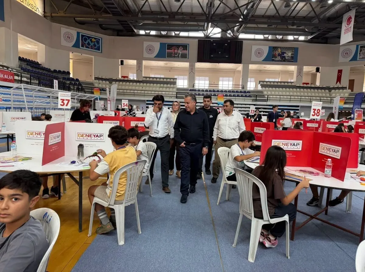 Geleceğin teknoloji yıldızları Turgutlu'da ter döktü